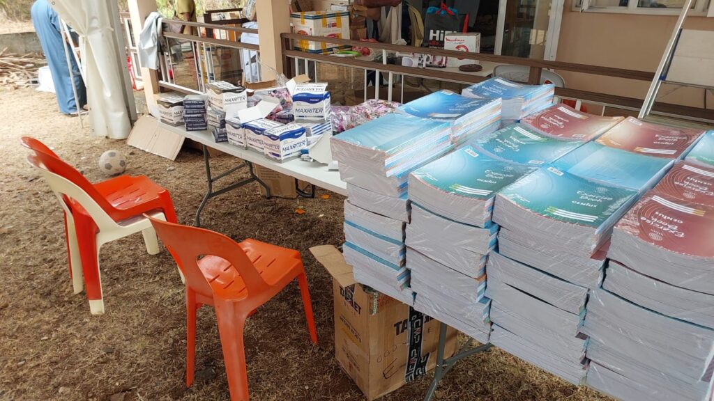 04. distribution material scolair